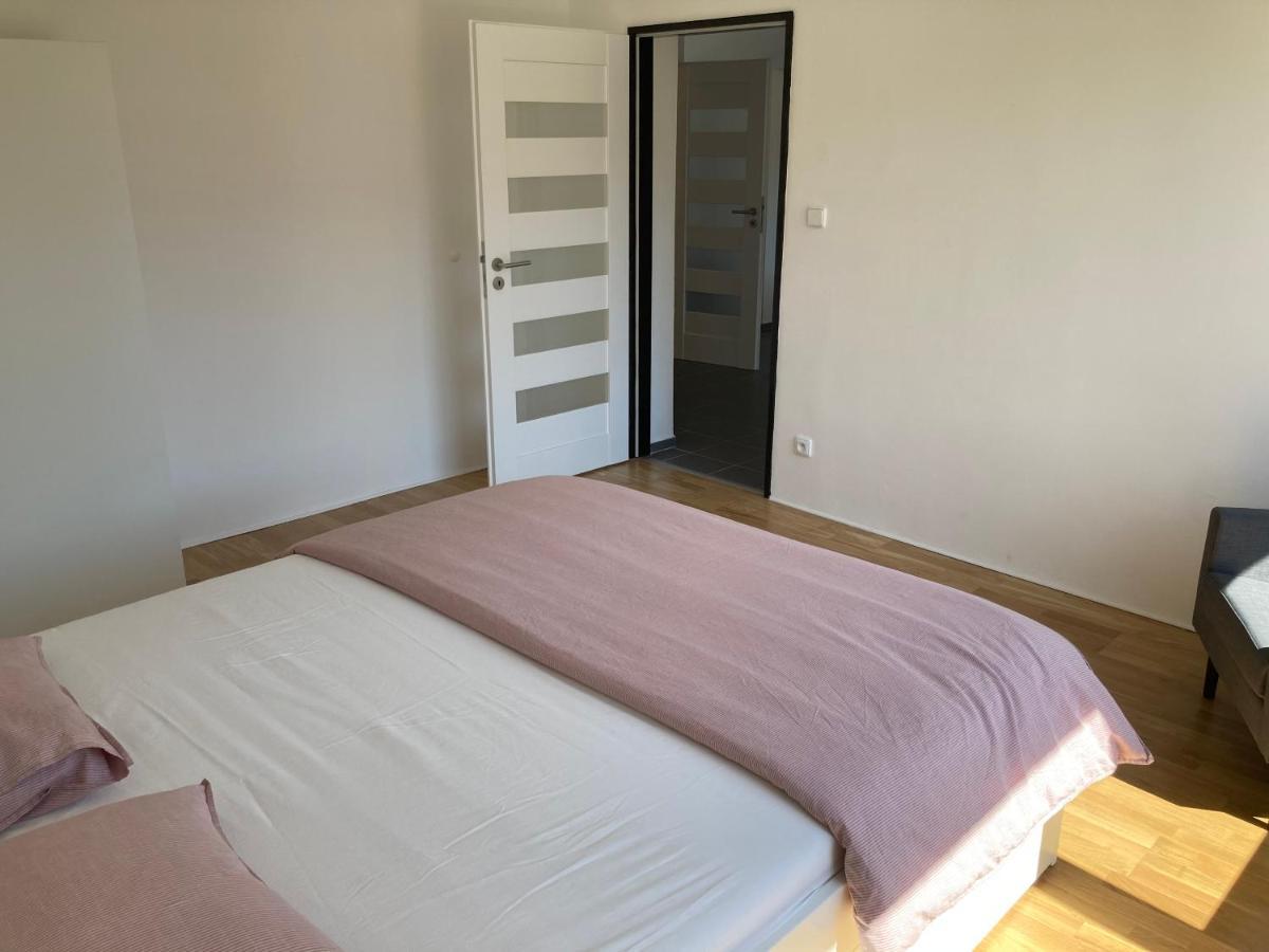 Apartman Maay Hlohovec Extérieur photo