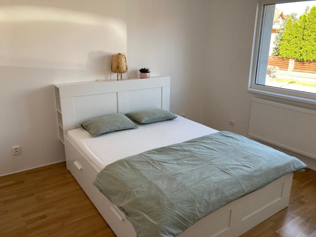 Apartman Maay Hlohovec Extérieur photo