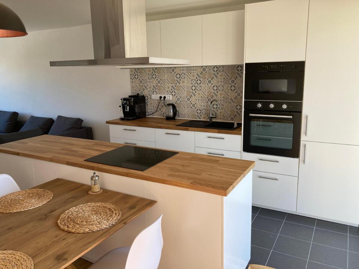 Apartman Maay Hlohovec Extérieur photo