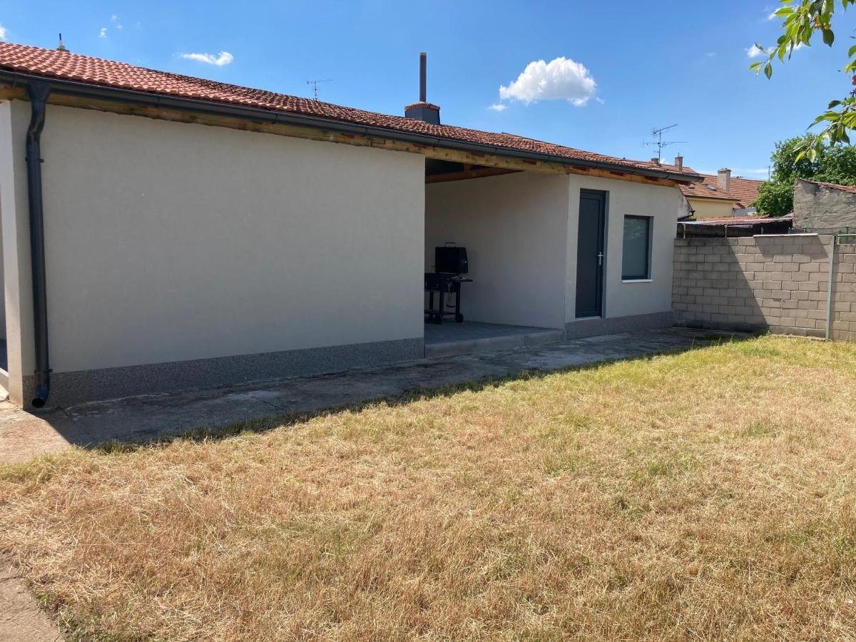Apartman Maay Hlohovec Extérieur photo